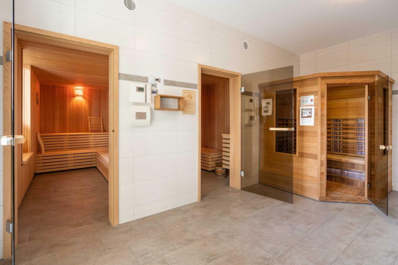 Appartement "Opal" Mit Penthouseflair - Oase Am Haff Garz  エクステリア 写真